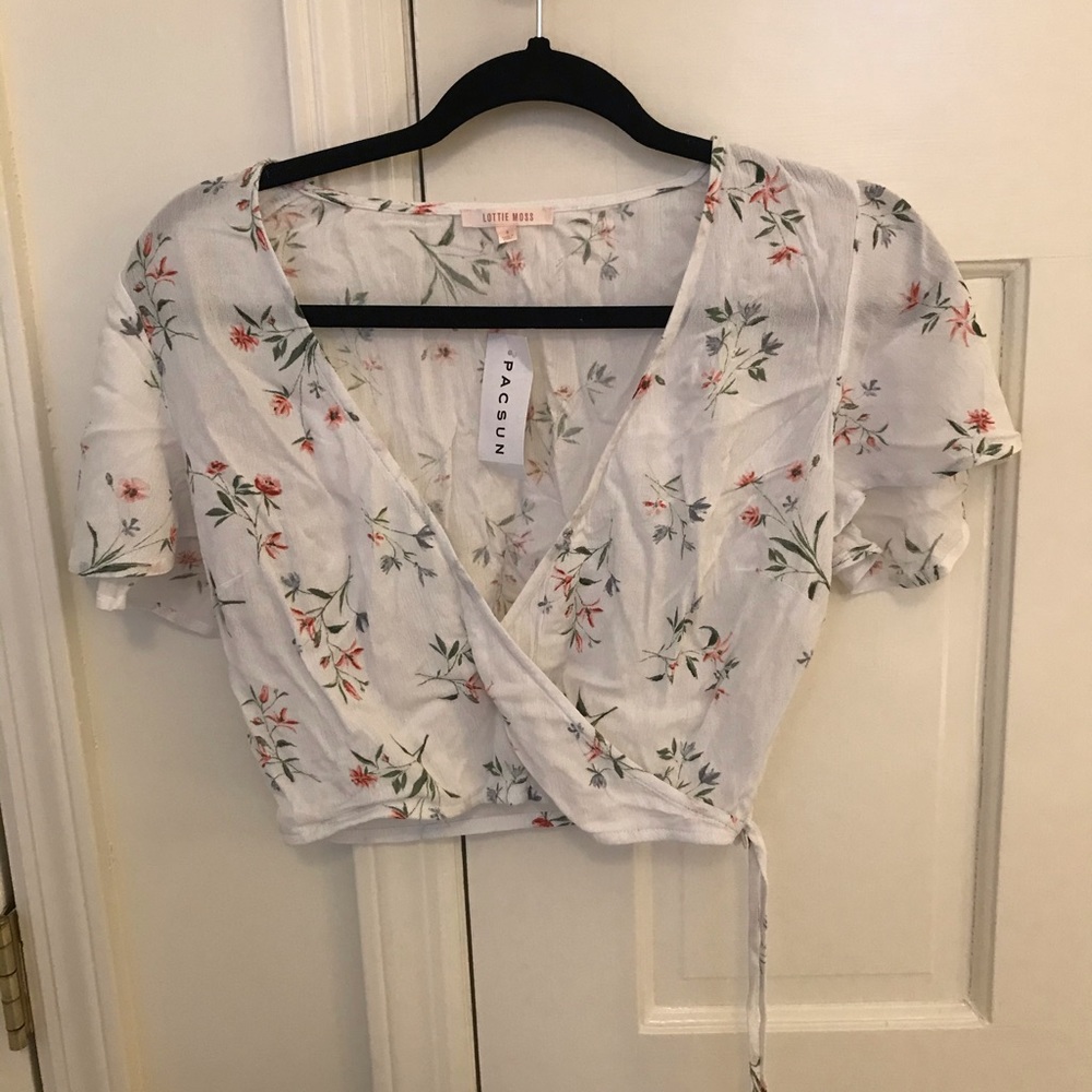 Pacsun deep V cross blouse in floral print
